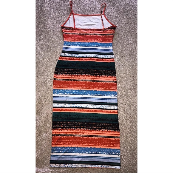 💕😍MAKE AN OFFER! TYE DYE SEXY BODYCON DRESS😍💕 - Picture 2 of 4